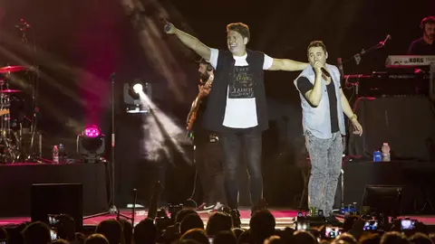 Concierto de Andy y Lucas