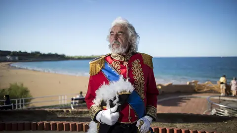DAVID S. BUSTAMANTE 12/07/2019 SANTANDER/ CANTABRIA Ba&ntilde;os de ola en los Jardines de Piquio