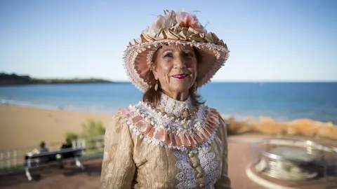 DAVID S. BUSTAMANTE 12/07/2019 SANTANDER/ CANTABRIA Ba&ntilde;os de ola en los Jardines de Piquio