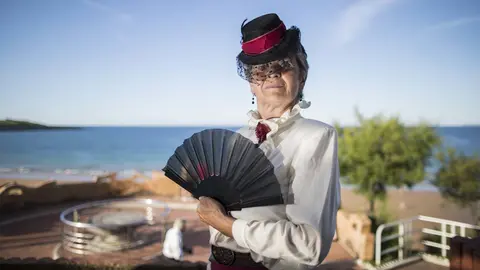 DAVID S. BUSTAMANTE 12/07/2019 SANTANDER/ CANTABRIA Ba&ntilde;os de ola en los Jardines de Piquio