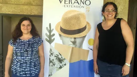 Maricel Totoricag&uuml;ena (Izqda.) Y Sheila Pereira (Derecha), Directora Y Participante En Un Curso Sobre Musicoterapia En Noja