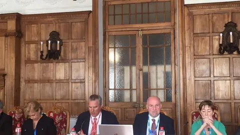 Ana Mar&iacute;a Ferrer y otros ponentes en curso UIMP