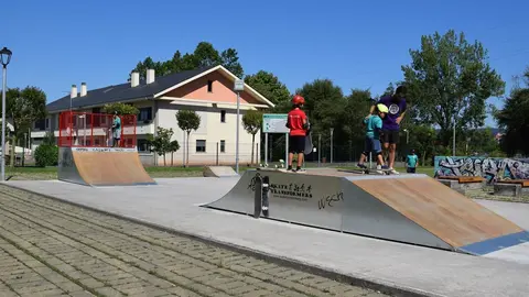 Puesta en servicio dle nuevo skatepark de Renedo
