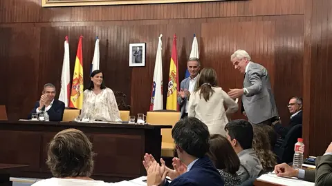 La nueva concejala del PRC Myriam Mart&iacute;nez toma posesi&oacute;n en el Pleno del Ayuntamiento de Santander