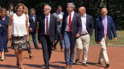 El ministro de Cultura, Jos&eacute; Guirao, en Santillana del Mar