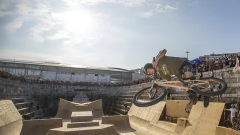 DAVID S. BUSTAMANTE 20/07/2019 SANTANDER/ CANTABRIA Red Bull Shipyard de BMX en el Dique de Gamazo en Santander