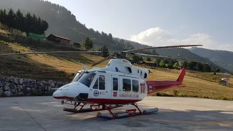 Helic&oacute;ptero del Gobierno de Cantabria