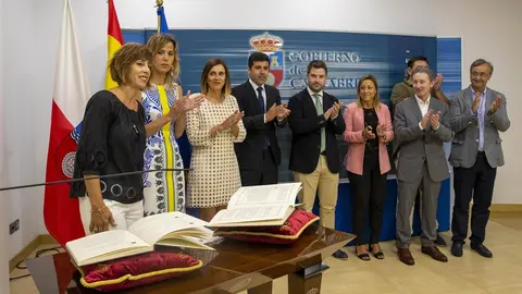 La consejera de Presidencia, Interior, Justicia y Acci&oacute;n Exterior, Paula Fern&aacute;ndez, preside toma de posesi&oacute;n de directores generales