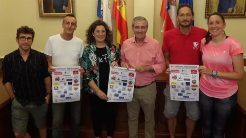 Presentaci&oacute;n del Torneo Internacional de Voley Playa de Suances