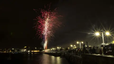 DAVID S. BUSTAMANTE 27/07/2019 SANTANDER/ CANTABRIA Fuegos artificiales en la Bah&iacute;a de Santander