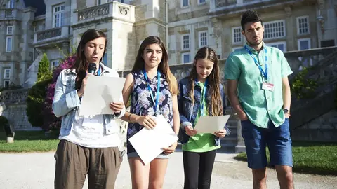 Miembros de Fridays for Furure en la lectura del Manifiesto de la Magdalena