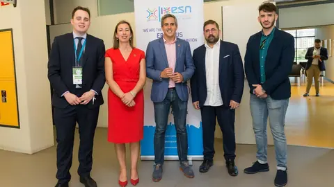 El vicepresidente de Cantabria y consejero de Universidades, Igualdad, Cultura y Deporte, Pablo Zuloaga; la consejera de Econom&iacute;a y Hacienda, Mar&iacute;a S&aacute;nchez, y el director general de Objetivos de Desarrollo Sostenible, Federico Buyolo, entre otros