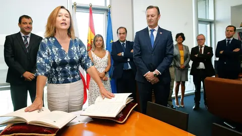 Toma de posesi&oacute;n de los nuevos directores generales de Desarrollo Rural, Marisa Pascual, y del Centro de Investigaci&oacute;n del Medio Ambiente (CIMA), Agust&iacute;n Ib&aacute;&ntilde;ez