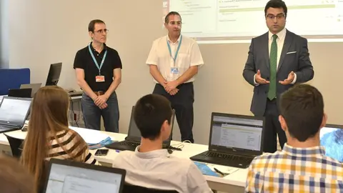 Catorce j&oacute;venes se forman en un curso de programaci&oacute;n JAVA ante la demanda de las empresas tecnol&oacute;gicas