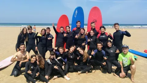 Participantes en los campamentos de la OJE en Cantabria