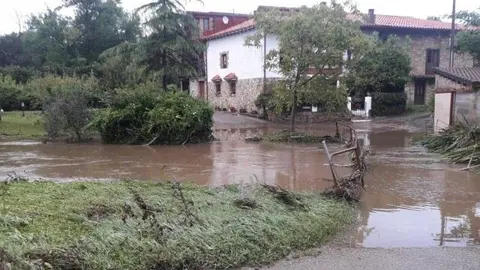 Desbordamiento del r&iacute;o Herrero