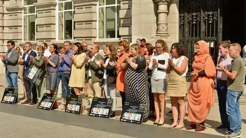 MINUTO DE SILENCIO POR EL MENOR ASESINADO EN TERUEL