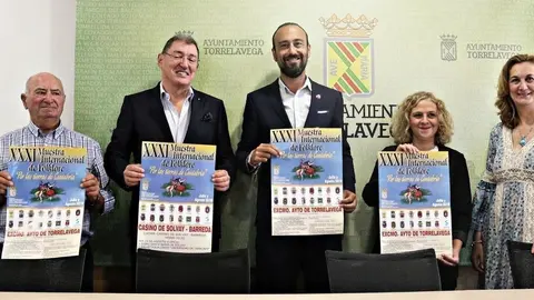 Presentaci&oacute;n de la Muestra Internacional de Folclore