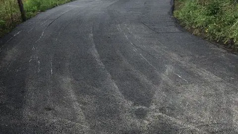 Trabajos de reposici&oacute;n, bacheo y asfaltado de Beranga