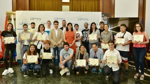 Entrega de diplomas de OndaSantander y el proyecto ECO