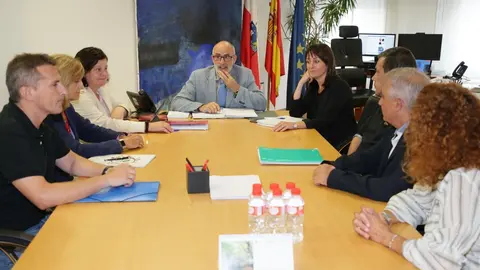 Cons Sanidad Recibe A Miembros Del Csif