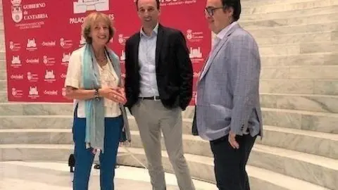 Eva Ranea, directora general de Acci&oacute;n Cultural del Gobierno de Cantabria; &Aacute;ngel L&oacute;pez, director del Palacio de Festivales y de la Sociedad Regional de Educaci&oacute;n, Cultura y Deporte, y Regino Mateo, responsable de Programaci&oacute;n del Palacio de Festivales