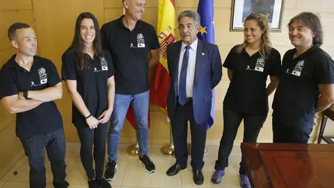 Camino De Santiagua. Presidente. Revilla