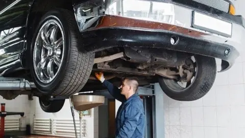 Extracci&oacute;n aceite usado en Cantabria