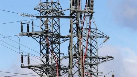 Electricidad, energ&iacute;a, cables, torres el&eacute;ctricas, corriente