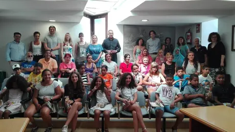 Recepci&oacute;n a los ni&ntilde;os saharauis de 'Vacaciones en Paz'