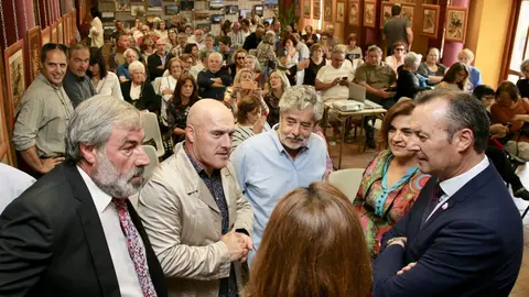 El consejero de Desarrollo Rural, Ganader&iacute;a, Pesca, Alimentaci&oacute;n y Medio Ambiente, Guillermo Blanco, en la inauguraci&oacute;n en Valderredible de la I Semana Cine y Zona