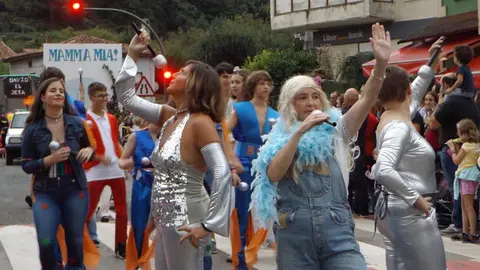 Desfile de Los M&aacute;rtires en Novales