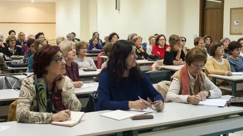 Clase de historia del arte en UNATE