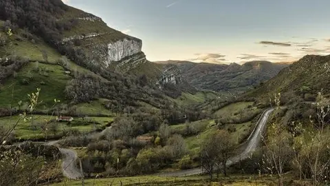 2017080125_E17_ARR-kt6G--620x349@abc