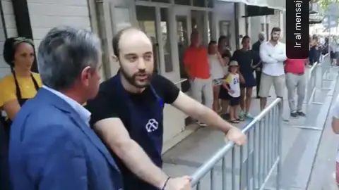 0B3E8CEF-4E50-4660-A7CC-D288A9BC9A5C