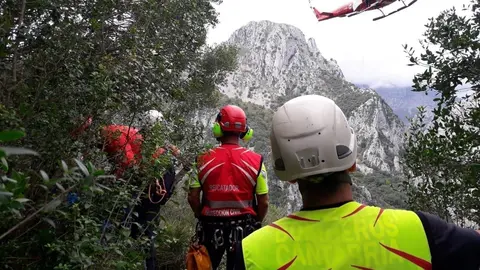 Nuevo rescate en la v&iacute;a ferrata de La Hermida