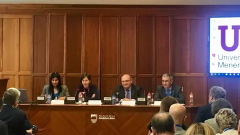 Secretario general de Universidades, Jose Manuel Pingarr&oacute;n; rectora de la UIMP, Mar&iacute;a Luz Mor&aacute;n; rectora de la Universidad del Pa&iacute;s Vasco, Miren Nekane y eldirector de la Agencia para la Calidad del Sistema Universitario de Castilla y Le&oacute;n