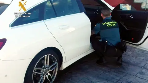 Rdo. Nota De Prensa Guardia Civil (Cinco Investigados Por Hurtos En Veh&iacute;culos En Suances E Hinojedo)