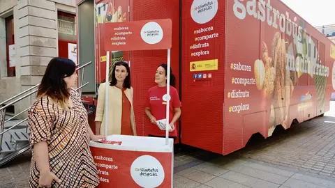 Nota De Prensa Y Foto Campa&ntilde;a Alimentaci&oacute;n Mediterr&aacute;nea En Santander