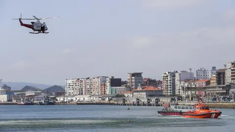 DAVID S. BUSTAMANTE 13/09/2019 SANTANDER/ CANTABRIA Simulacro de rescate con el helicoptero del 112 del Gobierno de Cantabria