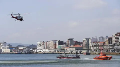 DAVID S. BUSTAMANTE 13/09/2019 SANTANDER/ CANTABRIA Simulacro de rescate con el helicoptero del 112 del Gobierno de Cantabria