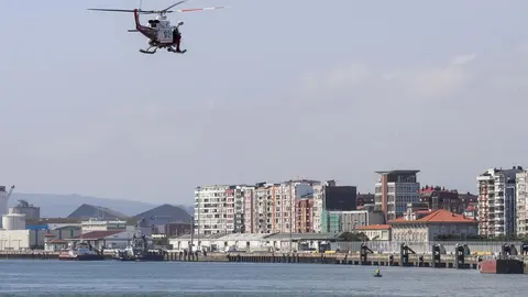 DAVID S. BUSTAMANTE 13/09/2019 SANTANDER/ CANTABRIA Simulacro de rescate con el helicoptero del 112 del Gobierno de Cantabria