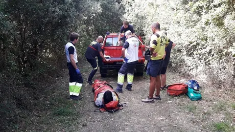 Porteo de mujer herida en Sonabia
