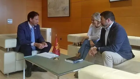 Gochicoa con Colegio de Arquitectos