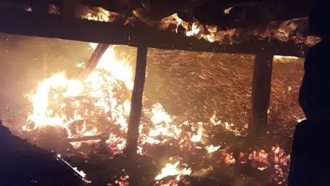 Calcinada una cuadra con pajar en Mediadoro, en Valdeprado del R&iacute;o