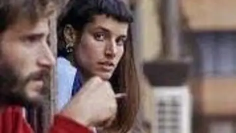 Fotograma 'Yo la busco'