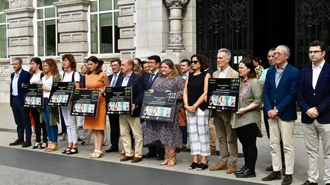 Minuto de silencio por las mujeres asesinadas en Pontevedra