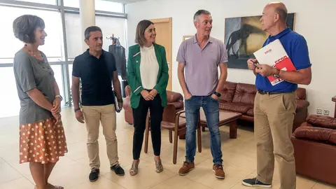 Reuni&oacute;n consejera de Presidencia, Paula Fern&aacute;ndez, y CCOO