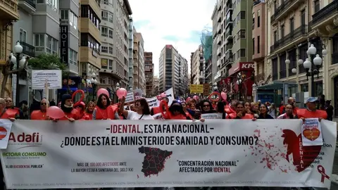 Movilizaci&oacute;n de afectados de iDental