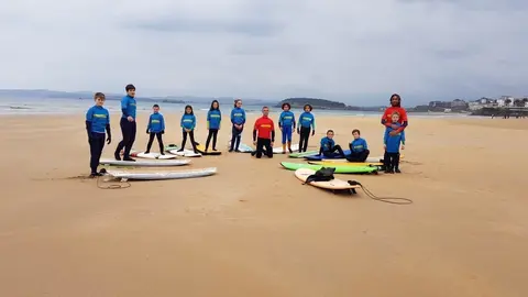 Escuela de Surf del Ayuntamiento de Pi&eacute;lagos
